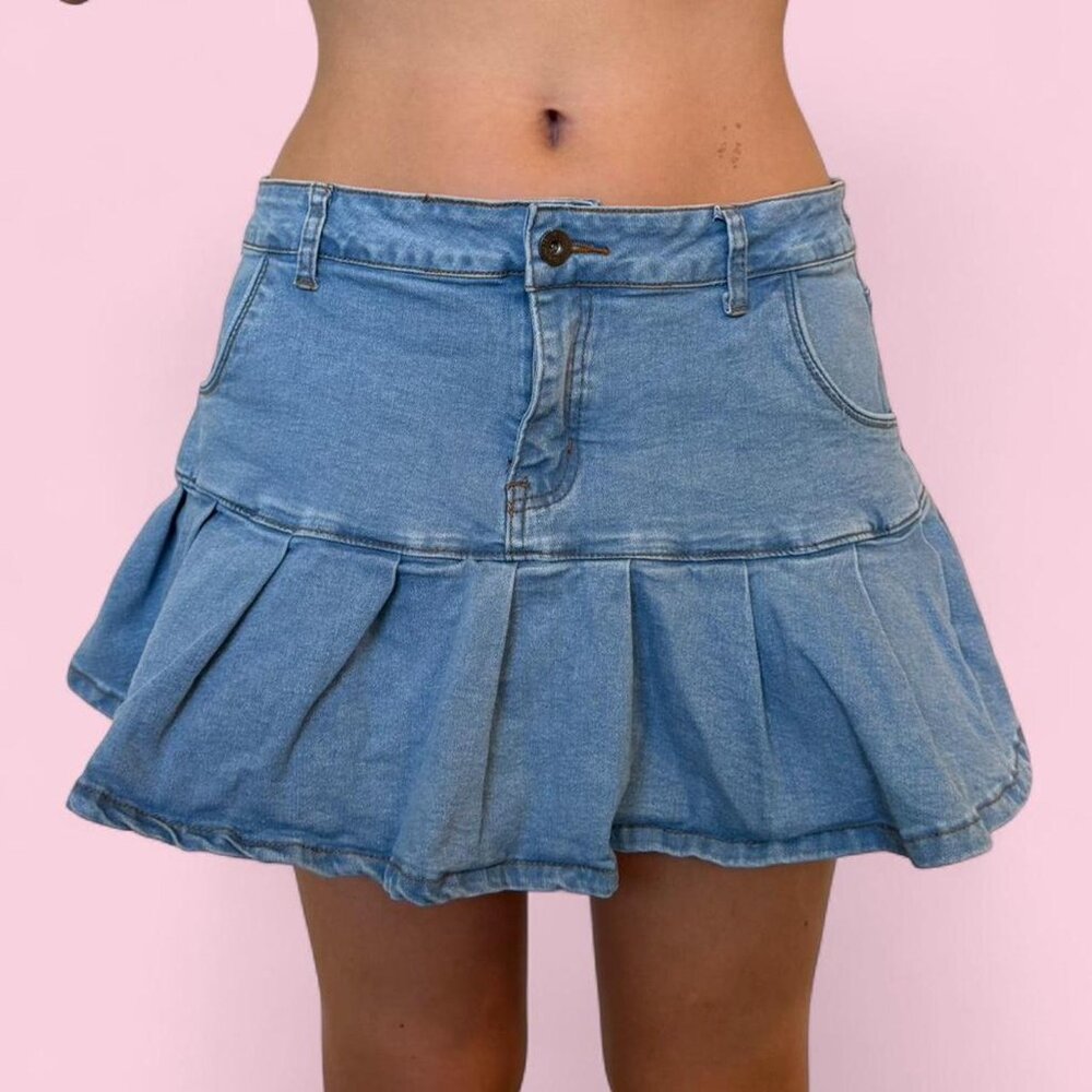 light wash denim pleated mini skirt